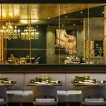Le Louis Chateau - Mgallery Collection Hotel Versailles