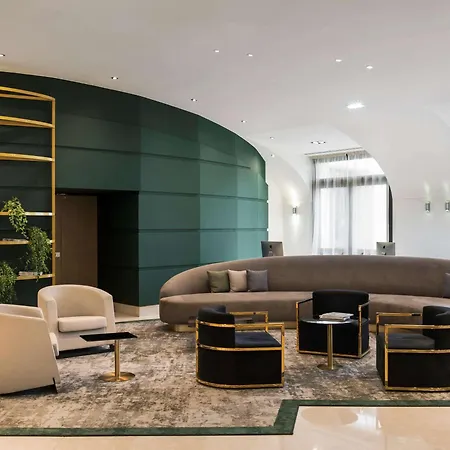 Hotel Le Louis Château - Mgallery Versailles