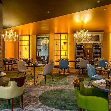 Hotel Le Louis Chateau - Mgallery Collection 4*