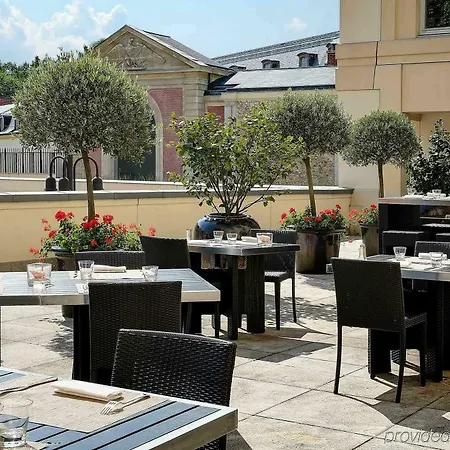 Le Louis Chateau - Mgallery Collection Hotel