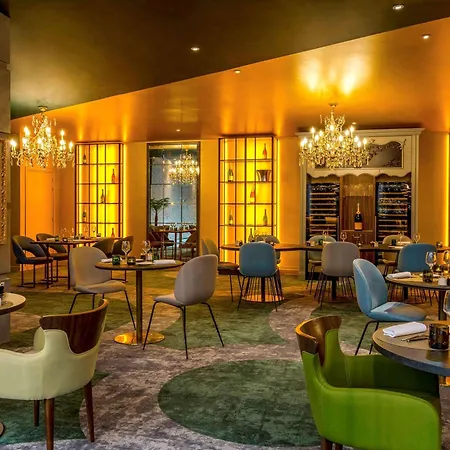 Le Louis Chateau - Mgallery Collection Hotel 4*
